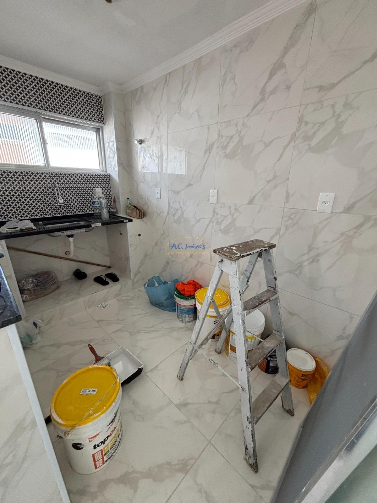 Apartamento à venda com 2 quartos, 1 banheiro, 1 vaga e 43m² no Guilhermina, Praia Grande (SP) — foto 13 de 14