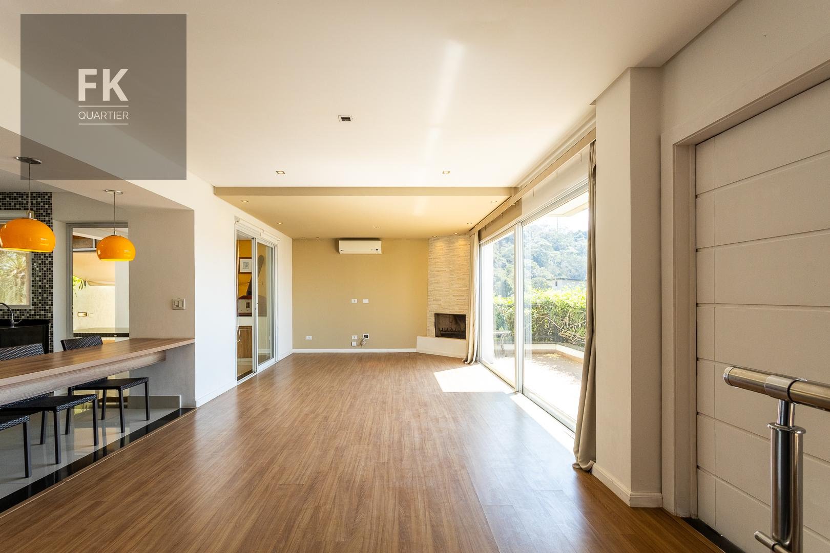 Casa à venda com 3 quartos, 3 suítes, 4 vagas e 245m² no Alphaville, Santana de Parnaíba (SP) — foto 4 de 26