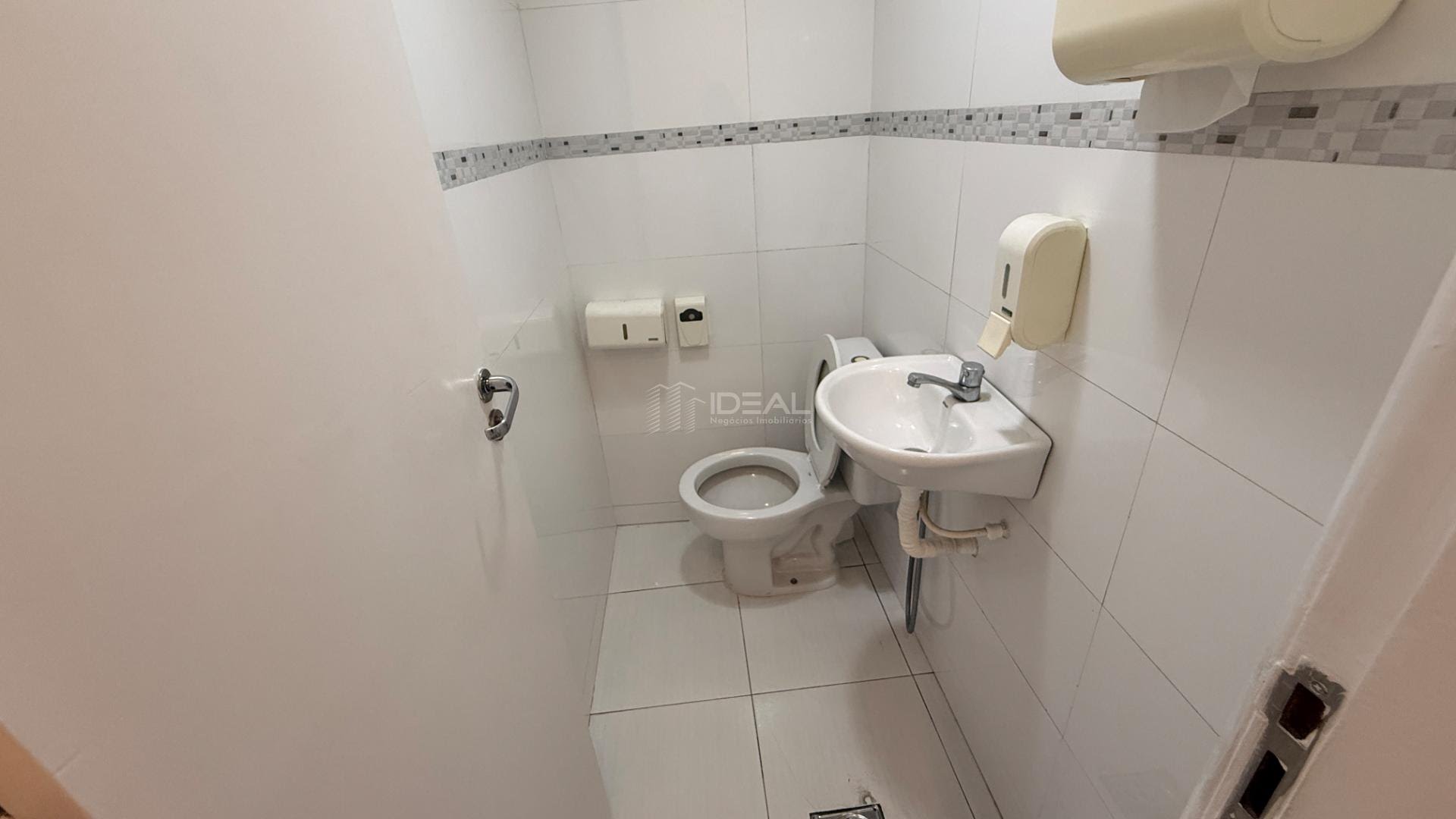 Comercial para alugar com 8 banheiros, 2 vagas e 480m² no Parque Tamandaré, Campos dos Goytacazes (RJ) — foto 7 de 30