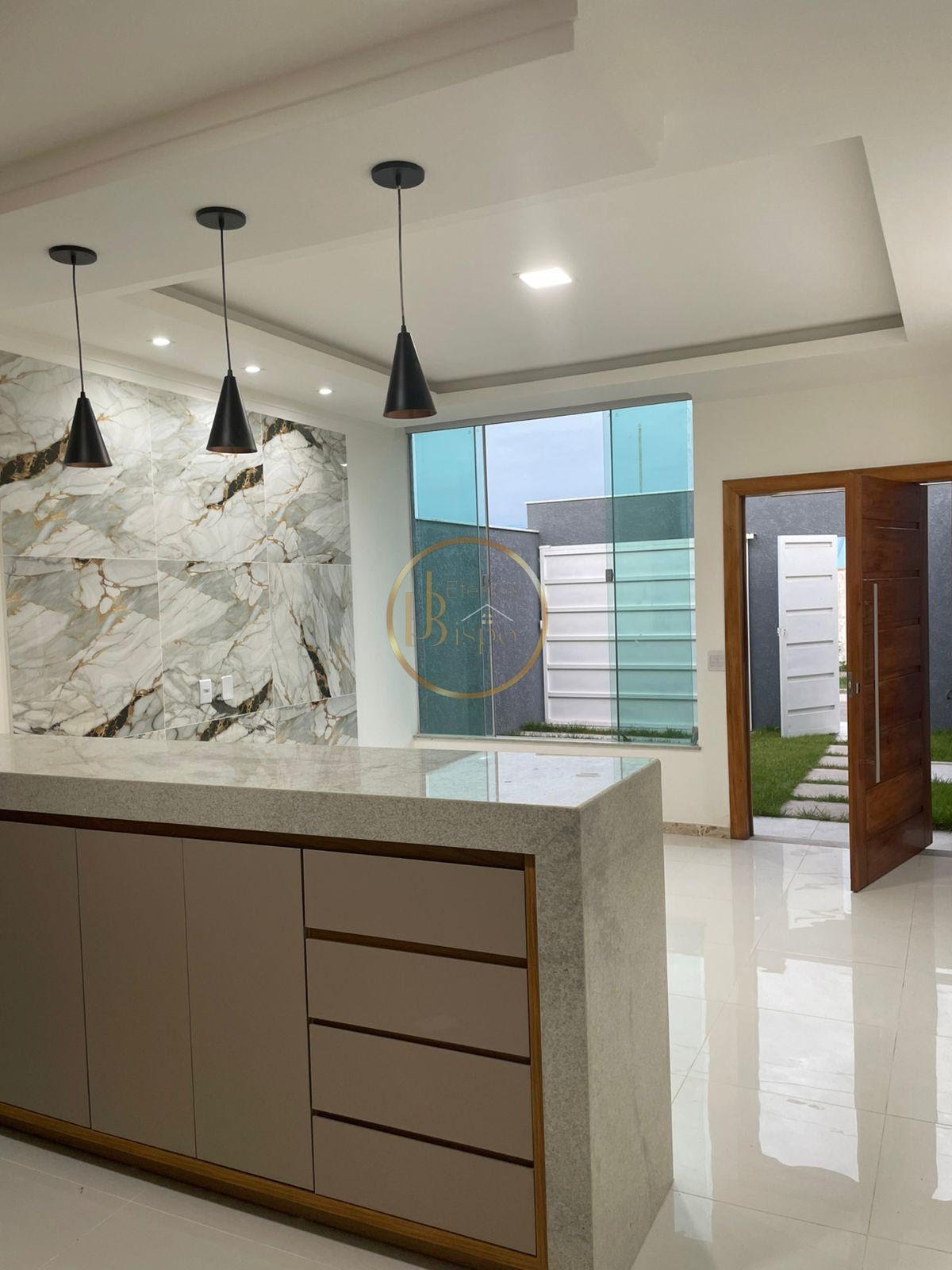 Casa à venda com 2 quartos, 2 banheiros, 1 vaga e 78m² no Loteamento Parque, Porto Seguro — foto principal