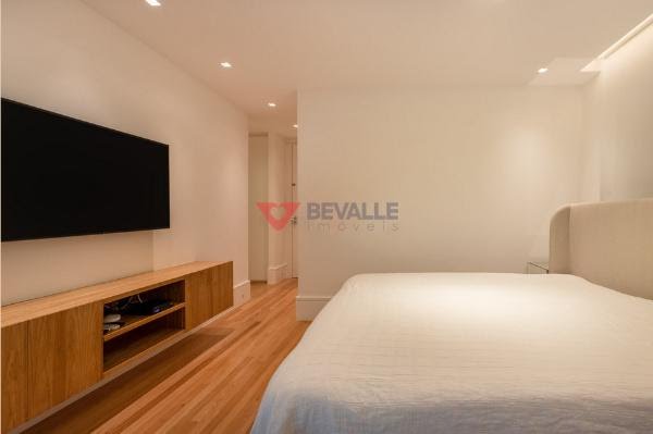 Apartamento à venda com 4 quartos, 3 suítes, 2 vagas e 325m² no Jardim Botânico, Rio de Janeiro (RJ) — foto 2 de 20