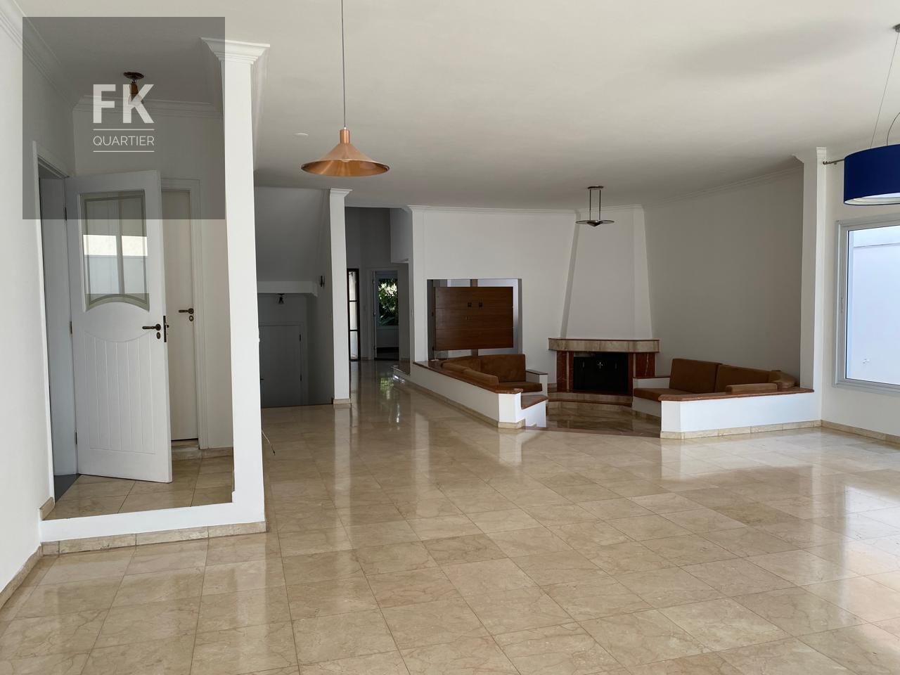 Casa para alugar com 4 quartos, 4 suítes, 3 vagas e 420m² no Alphaville Residencial Dois, Barueri (SP) — foto 4 de 17