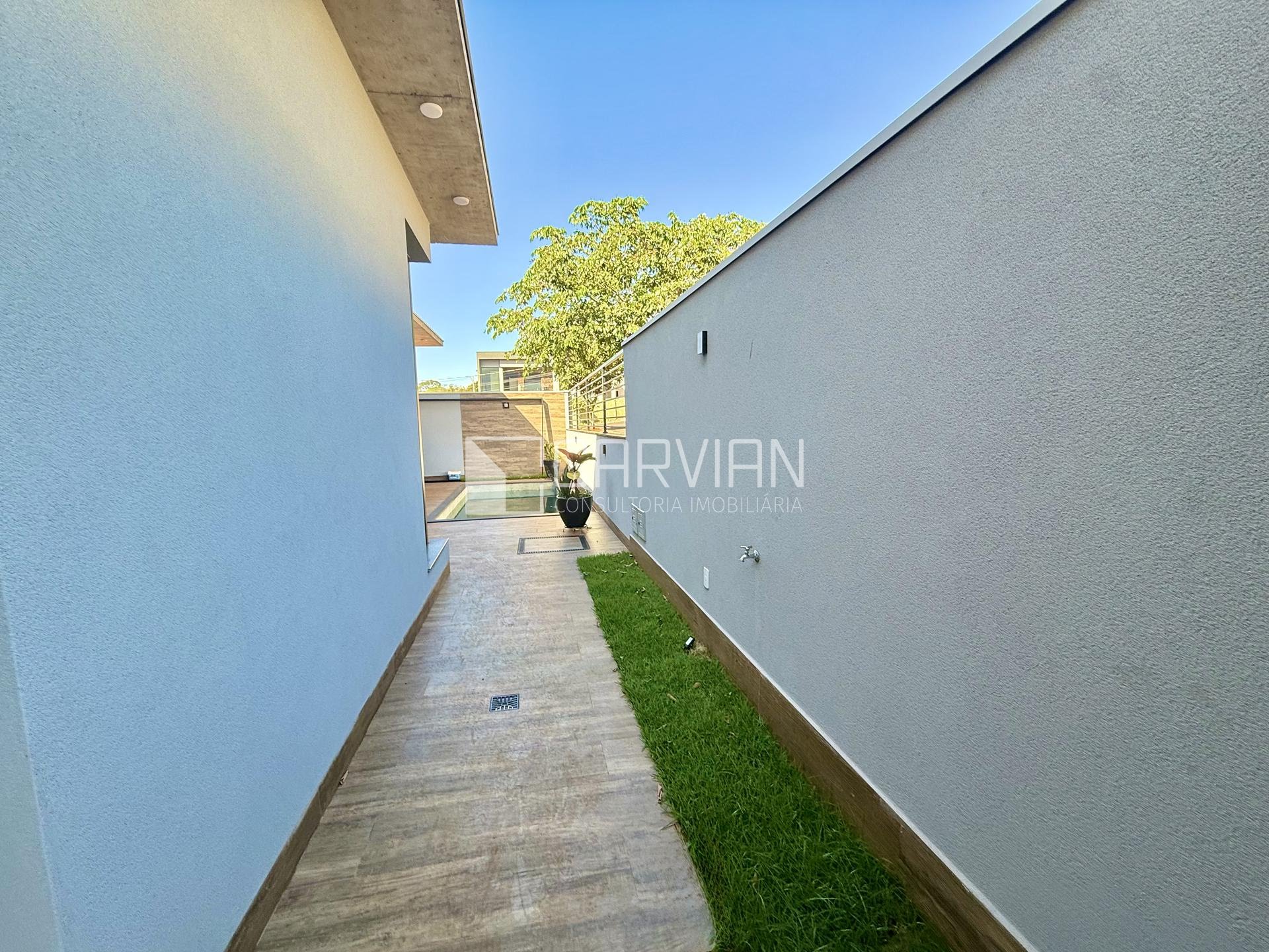 Casa à venda com 3 quartos, 3 suítes, 4 vagas e 167m² no Santa Marta, Ribeirão Preto (SP) — foto 4 de 30