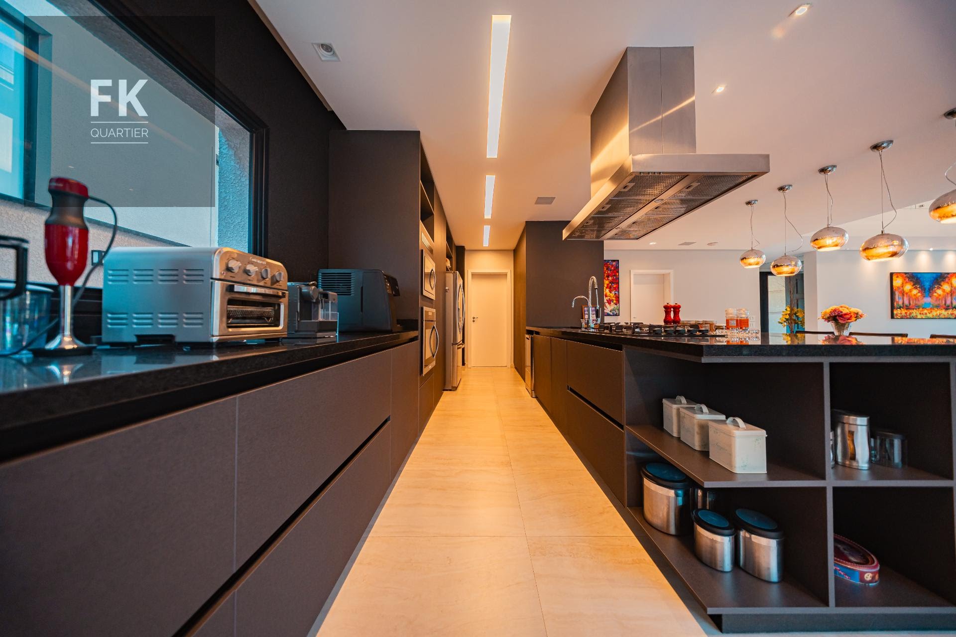 Casa à venda com 5 quartos, 5 suítes, 6 vagas e 400m² no Alphaville, Santana de Parnaíba (SP) — foto 11 de 30
