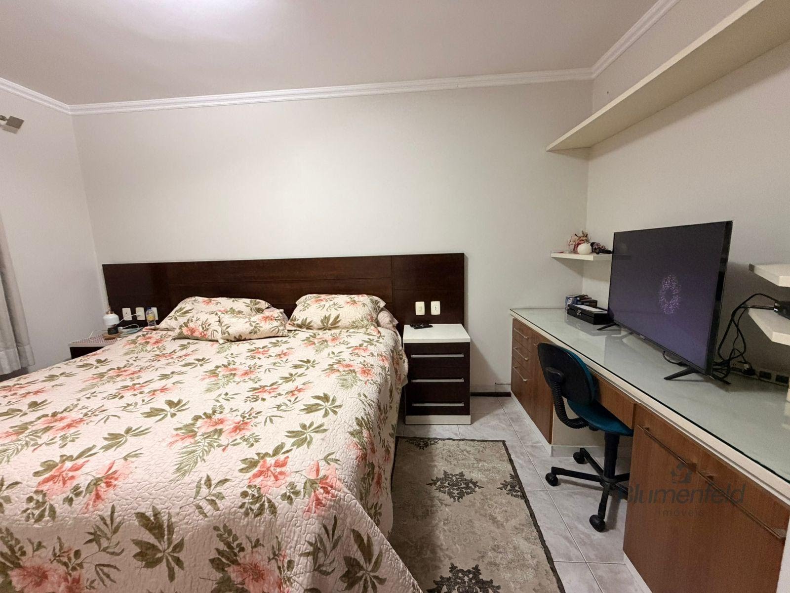 Casa para alugar com 3 quartos, 3 suítes, 6 vagas e 250m² no Condomínio Arujazinho IV, Arujá (SP) — foto 27 de 30