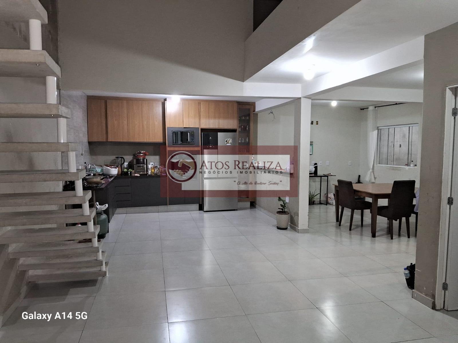 Casa à venda com 4 quartos, 1 banheiro e 1 vaga no Colônia (zona Sul), São Paulo — foto principal