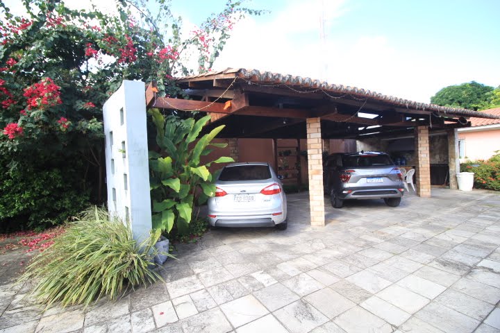 Casa à venda com 5 quartos, 2 suítes, 10 vagas e 245m² no Água Fria, Recife (PE) — foto 28 de 29