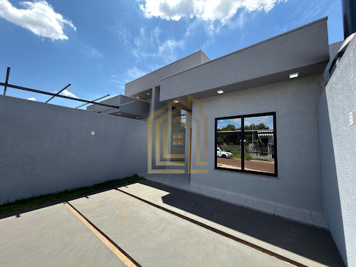 Casa à Venda em Cascavel: 2 Quartos, Suíte, 78m², R$420mil