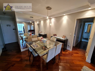 Apartamento em Vila Gumercindo  -  São Paulo