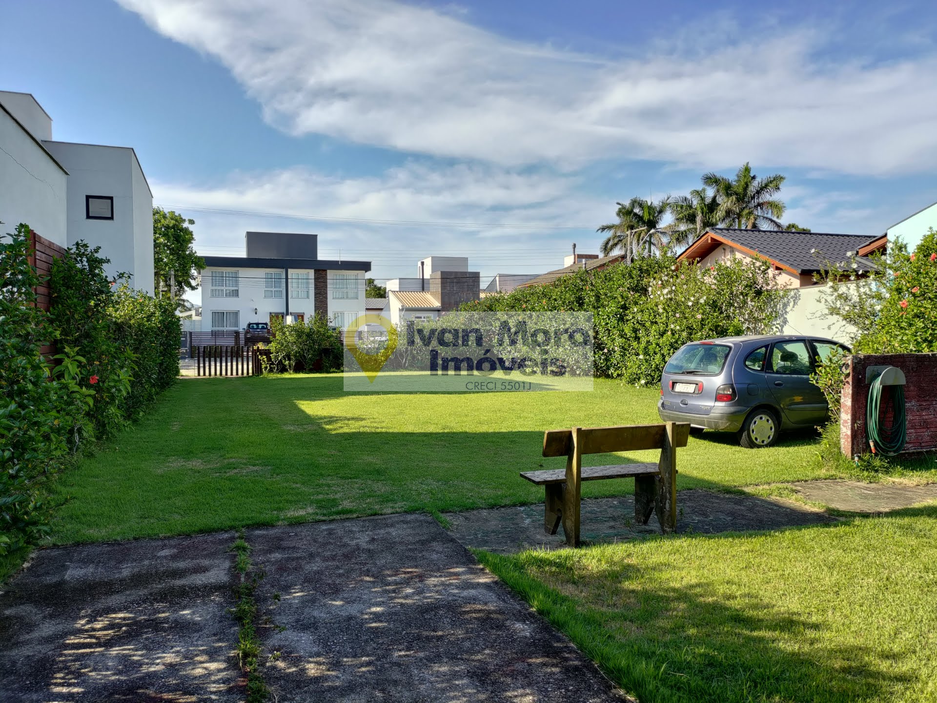 Casa à venda com 2 quartos, 1 suíte, 2 vagas e 115m² no Daniela, Florianópolis (SC) — foto 2 de 30