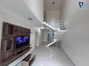 Casa Duplex à Venda em Renato Parente, Sobral – 4 Quartos, 3 Suítes