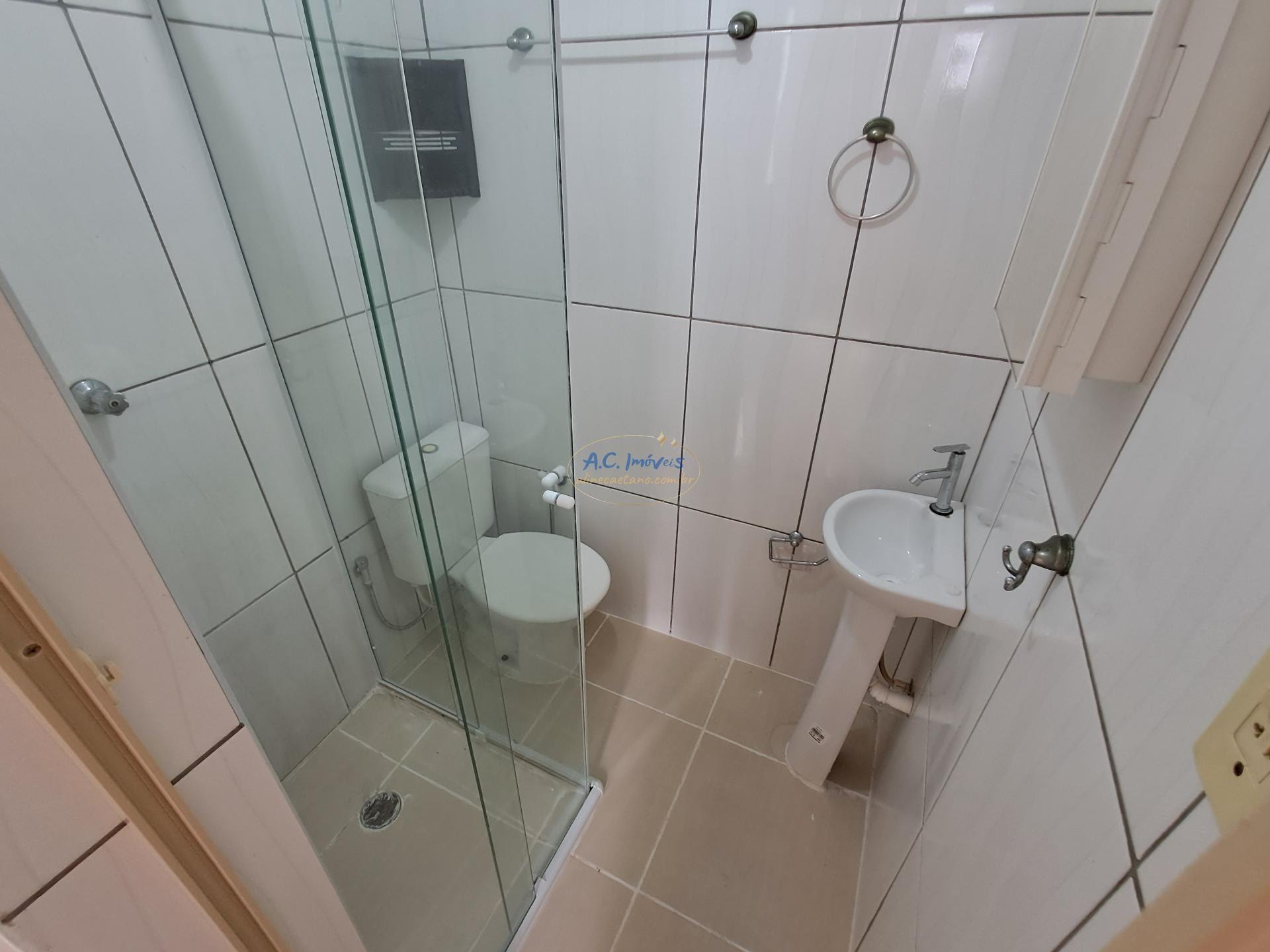 Apartamento à venda com 2 quartos, 1 suíte, 1 vaga e 50m² no Guilhermina, Praia Grande (SP) — foto 8 de 13