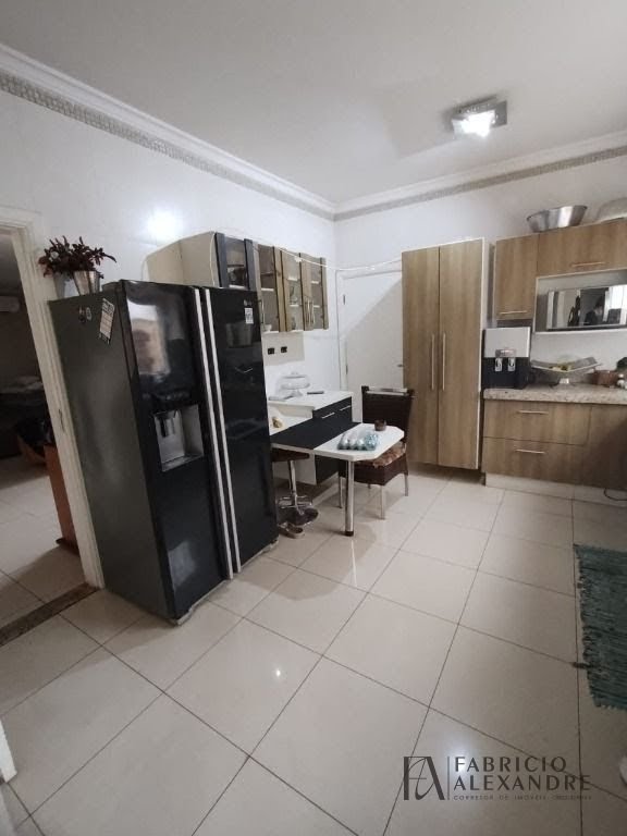 Casa à venda com 5 quartos, 5 suítes, 4 vagas e 320m² no Parque Residencial Damha, São José do Rio Preto (SP) — foto 16 de 30
