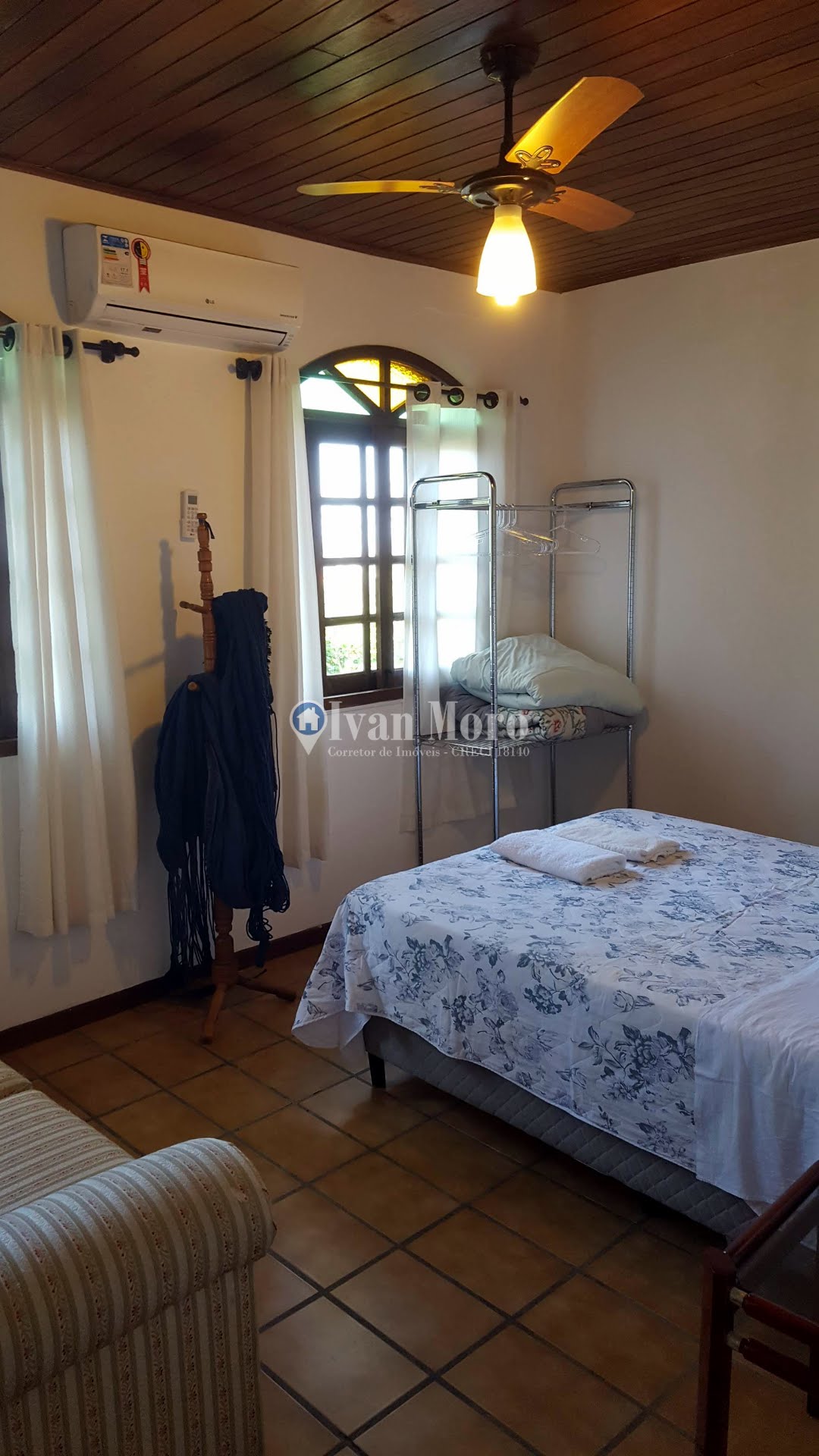 Casa para alugar com 6 quartos, 4 suítes, 4 vagas e 350m² no Daniela, Florianópolis (SC) — foto 15 de 30