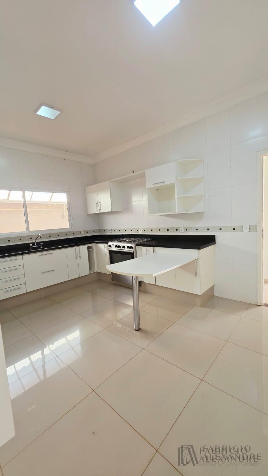 Casa à venda com 3 quartos, 3 suítes, 4 vagas e 250m² no Parque Residencial Damha, São José do Rio Preto (SP) — foto 17 de 30