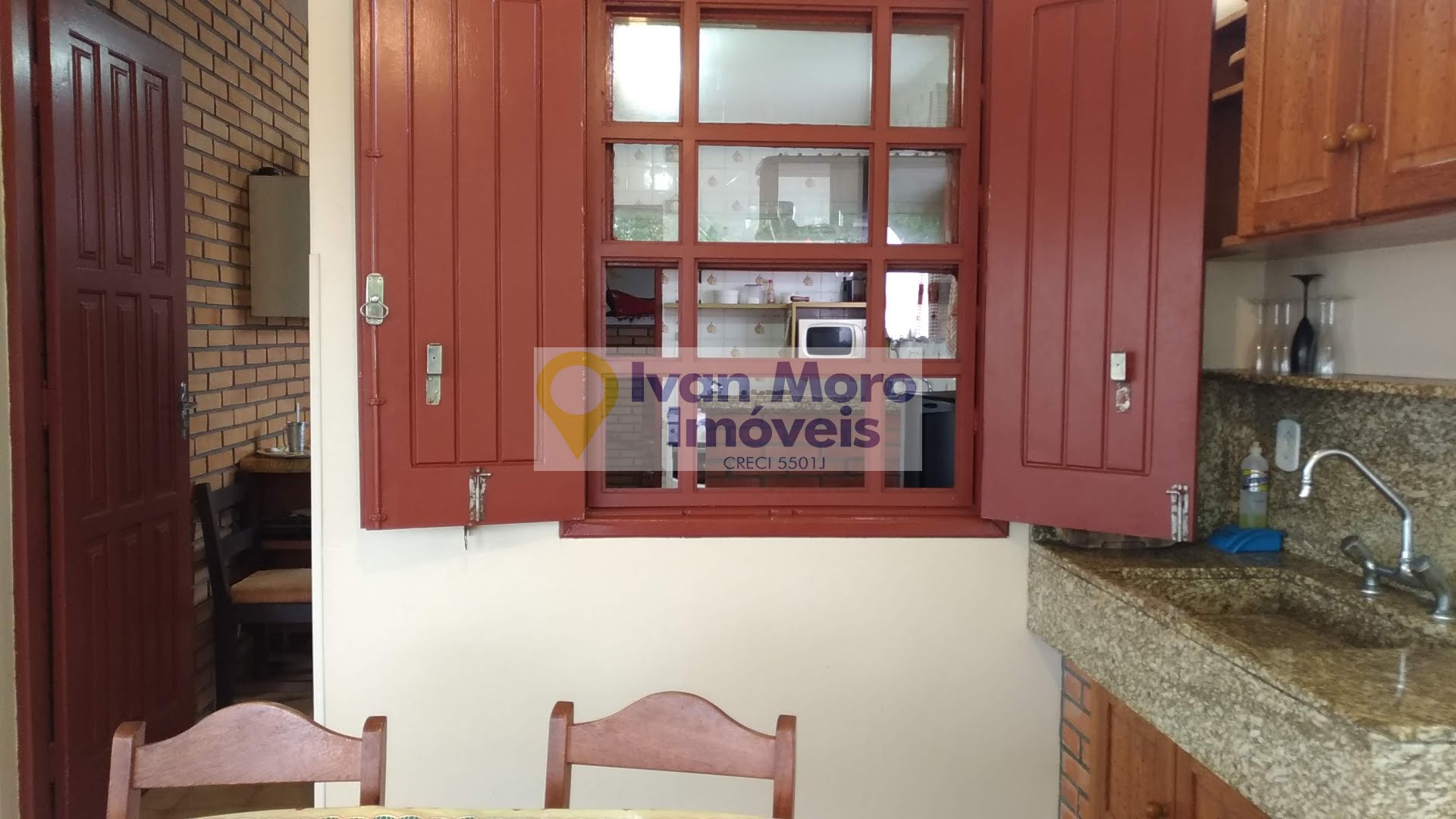 Casa para alugar com 4 quartos, 1 suíte, 4 vagas e 200m² no Daniela, Florianópolis (SC) — foto 11 de 30
