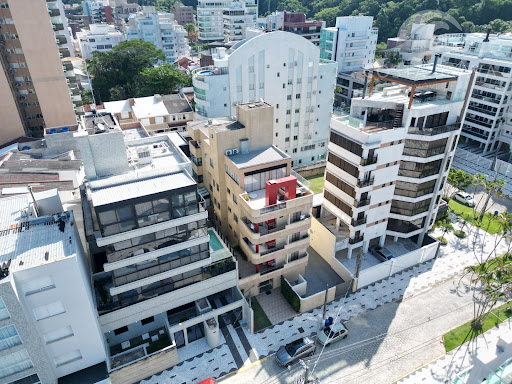 3 Quartos, 2 Vagas, Sacada c/ Churrasqueira, Passos da