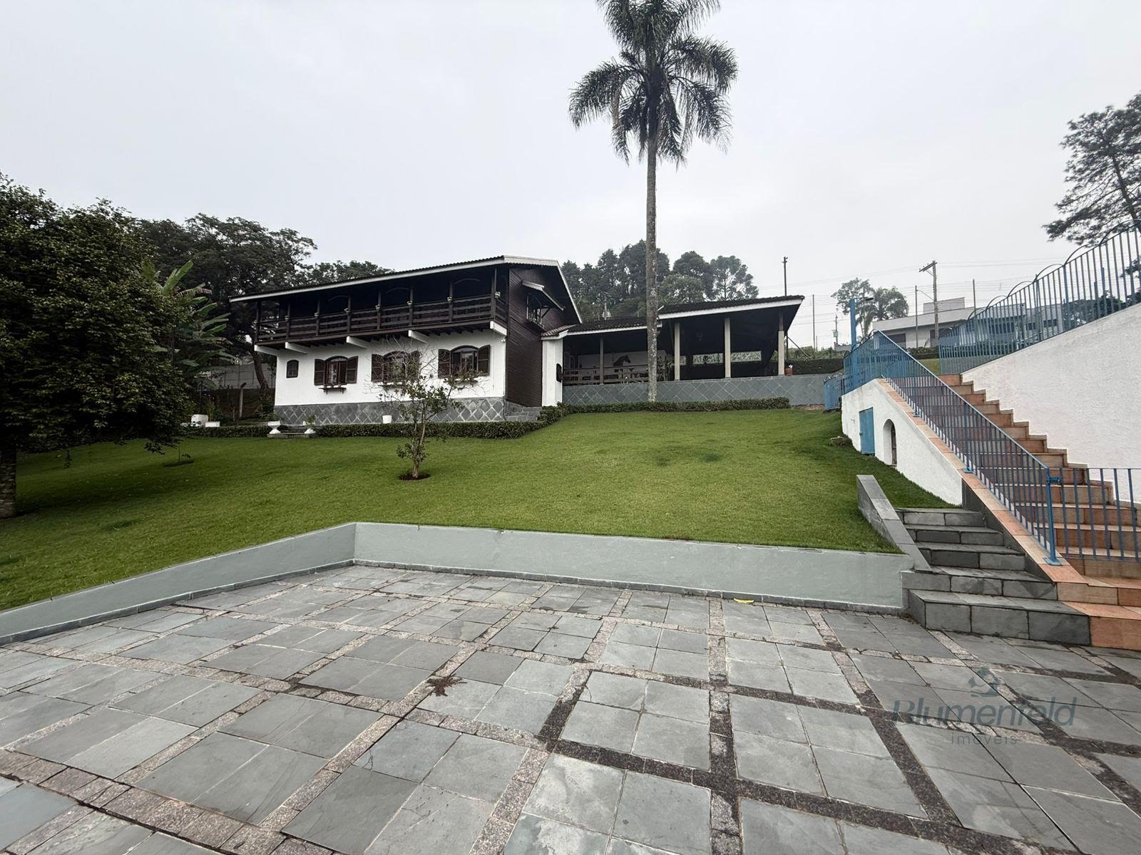 Rural à venda com 3478m² de terreno no Vista Alegre, Arujá — foto principal