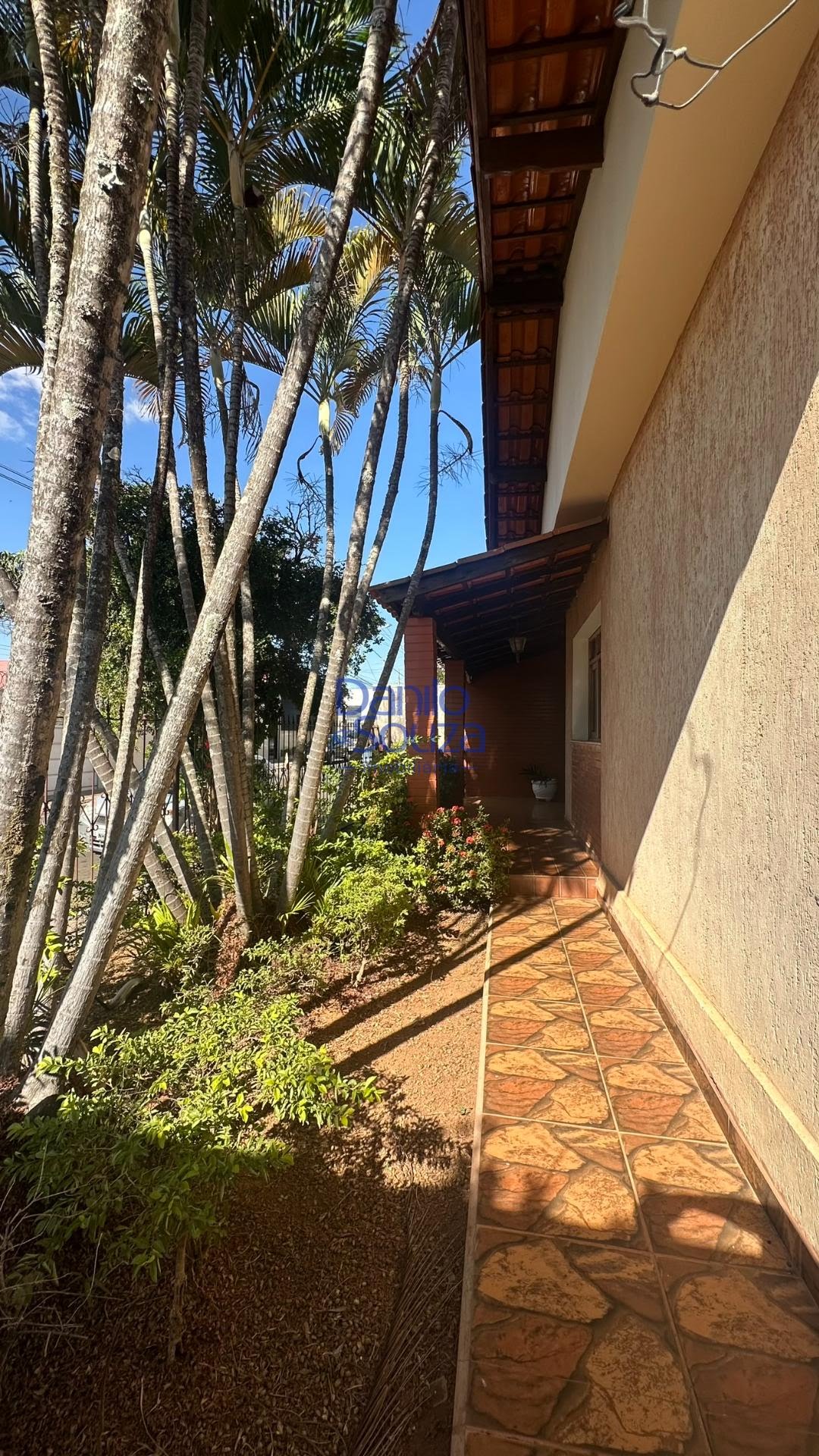 Casa à venda com 4 quartos, 1 suíte, 1 vaga e 480m² no Centro, Araxá (MG) — foto 3 de 23