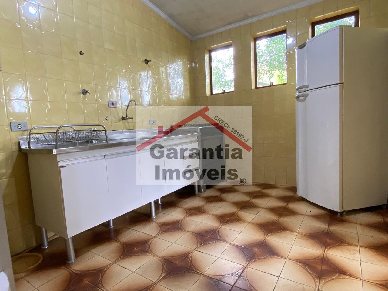 Casa à venda com 3 quartos, 2 banheiros, 8 vagas e 2400m² no Chácara Estela, Santana de Parnaíba (SP) — foto 9 de 25