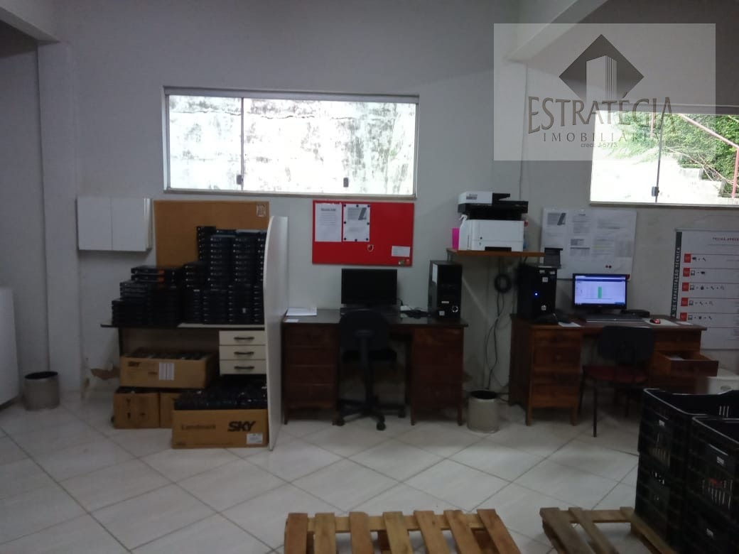 Comercial para alugar com 6 banheiros, 10 vagas e 400m² no Itaipava, Petrópolis (RJ) — foto 7 de 17