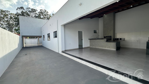 Casa à Venda em Vila Jamil de Lima - 3 Suítes e 207m²