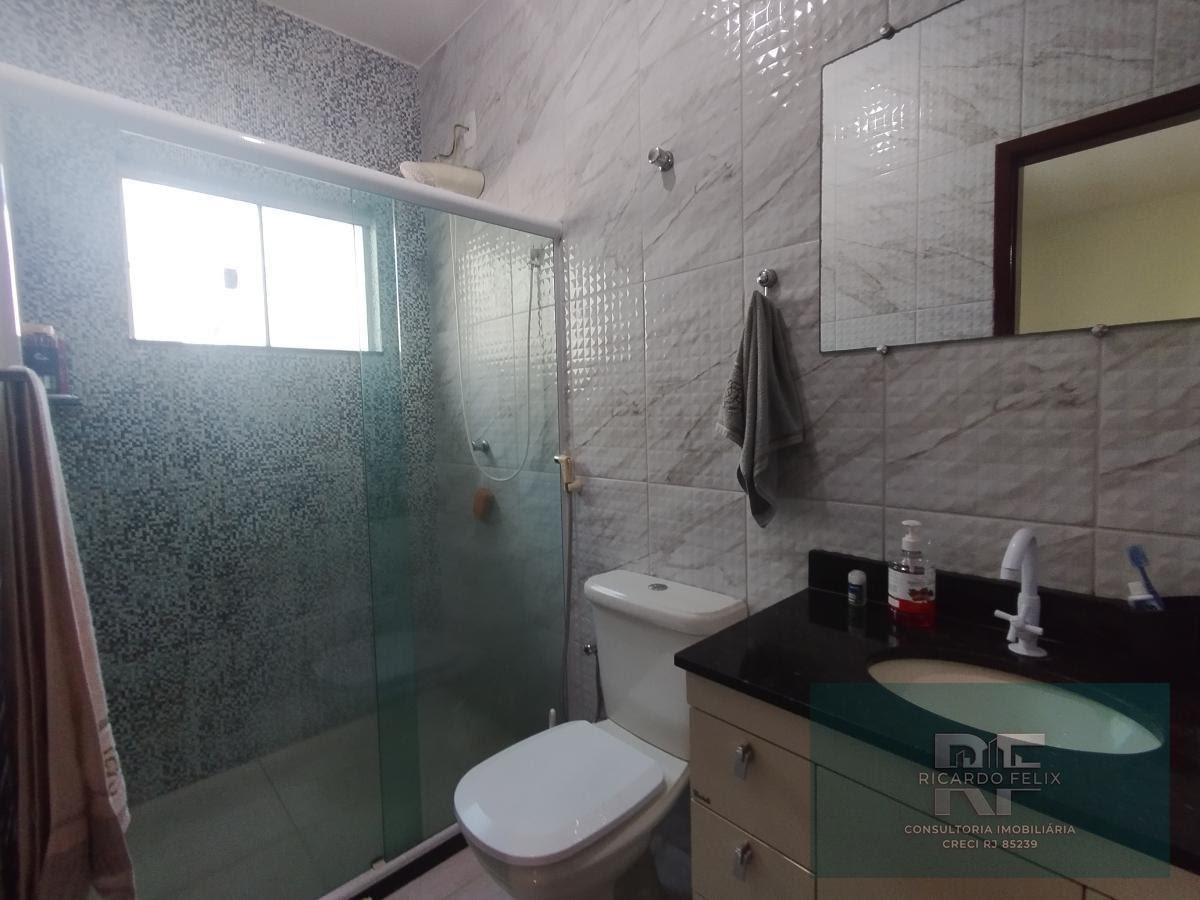 Casa à venda com 3 quartos, 2 suítes, 2 vagas e 150m² no Jardim Mariléa, Rio das Ostras (RJ) — foto 12 de 28