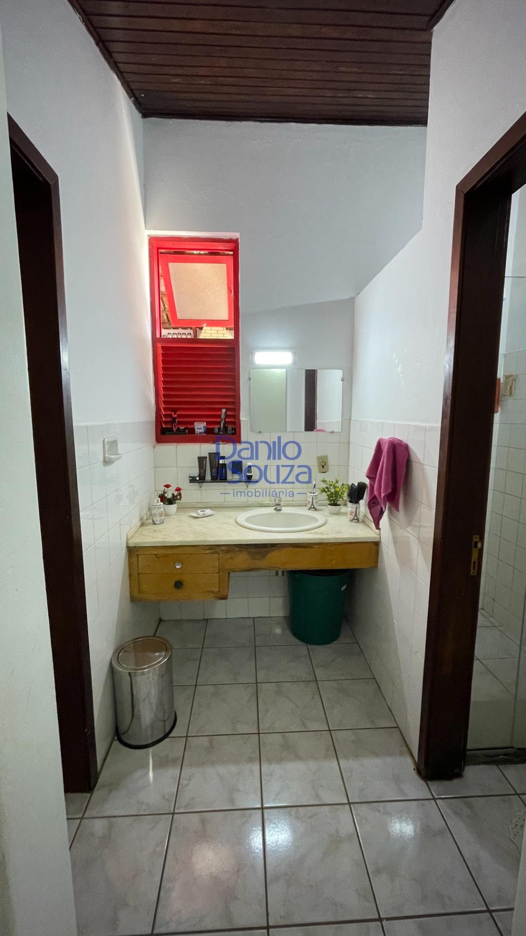Casa à venda com 3 quartos, 1 banheiro, 2 vagas e 192m² no Vila Lamartine (área II ), Araxá (MG) — foto 6 de 22