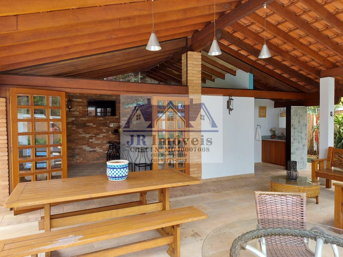 Casa à venda com 2 quartos, 3 suítes, 4 vagas e 1448m² no Centro, Itajubá (MG) — foto 18 de 30