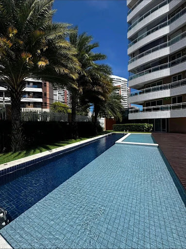 Apartamento em Cocó  -  Fortaleza