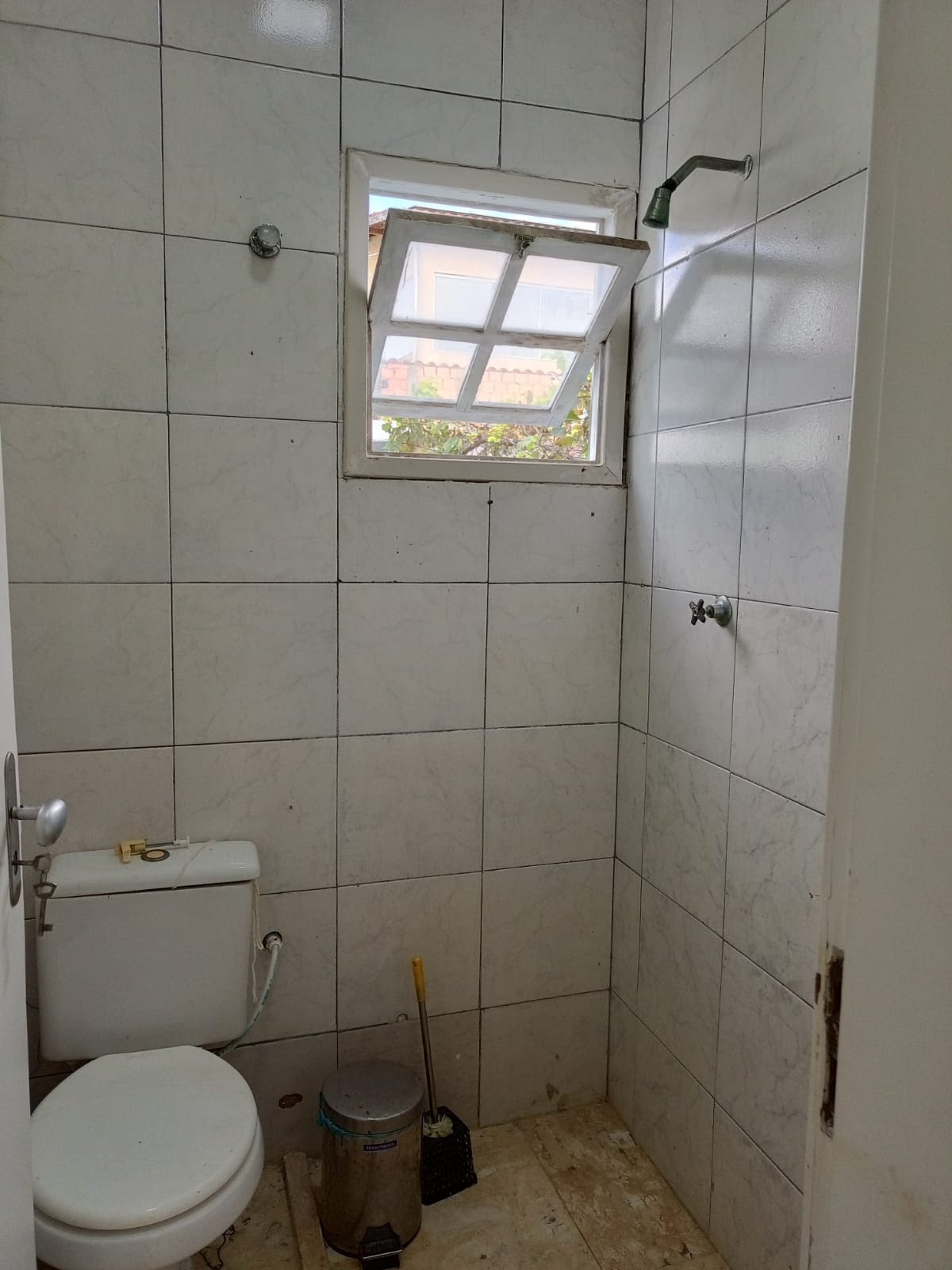 Comercial para alugar com 3 banheiros, 6 vagas e 380m² no Lagoa Salgada, Feira de Santana (BA) — foto 16 de 30