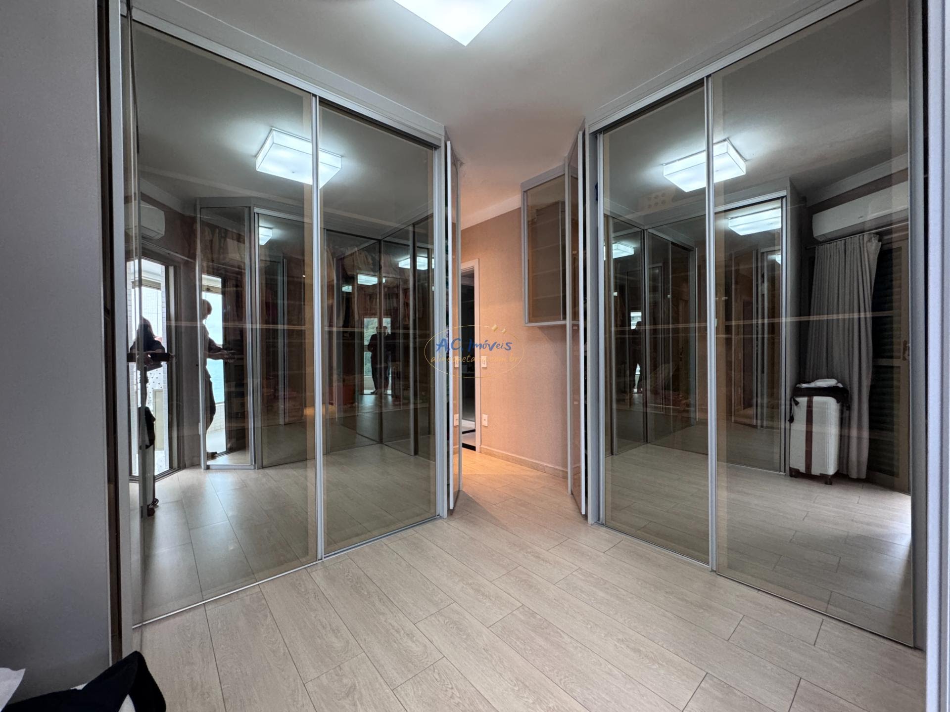 Apartamento à venda com 3 quartos, 3 suítes, 3 vagas e 195m² no Canto do Forte, Praia Grande (SP) — foto 6 de 30