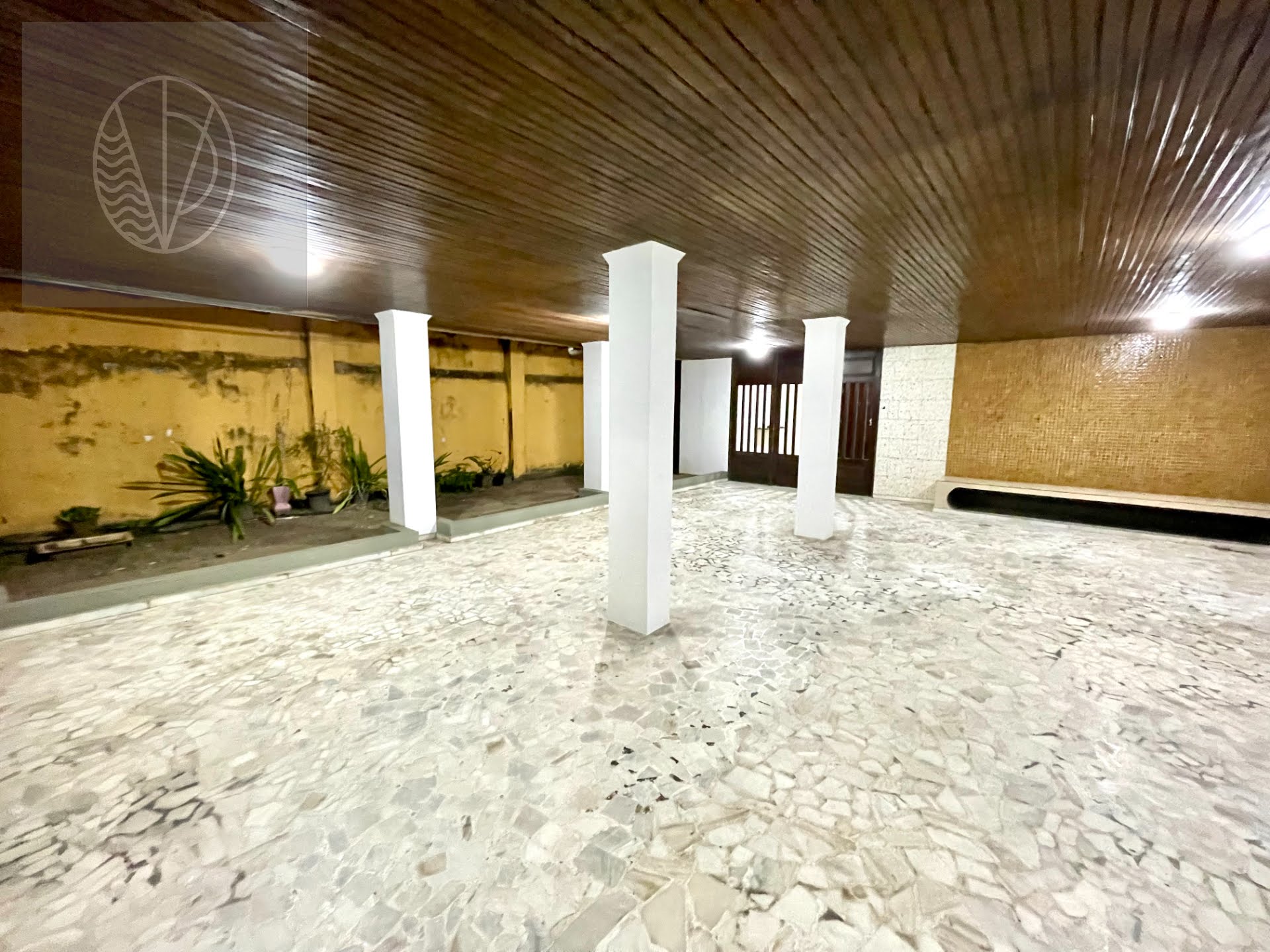 Casa à venda com 2 quartos, 1 banheiro, 10 vagas e 1575m² no Pituba, Salvador (BA) — foto 23 de 23