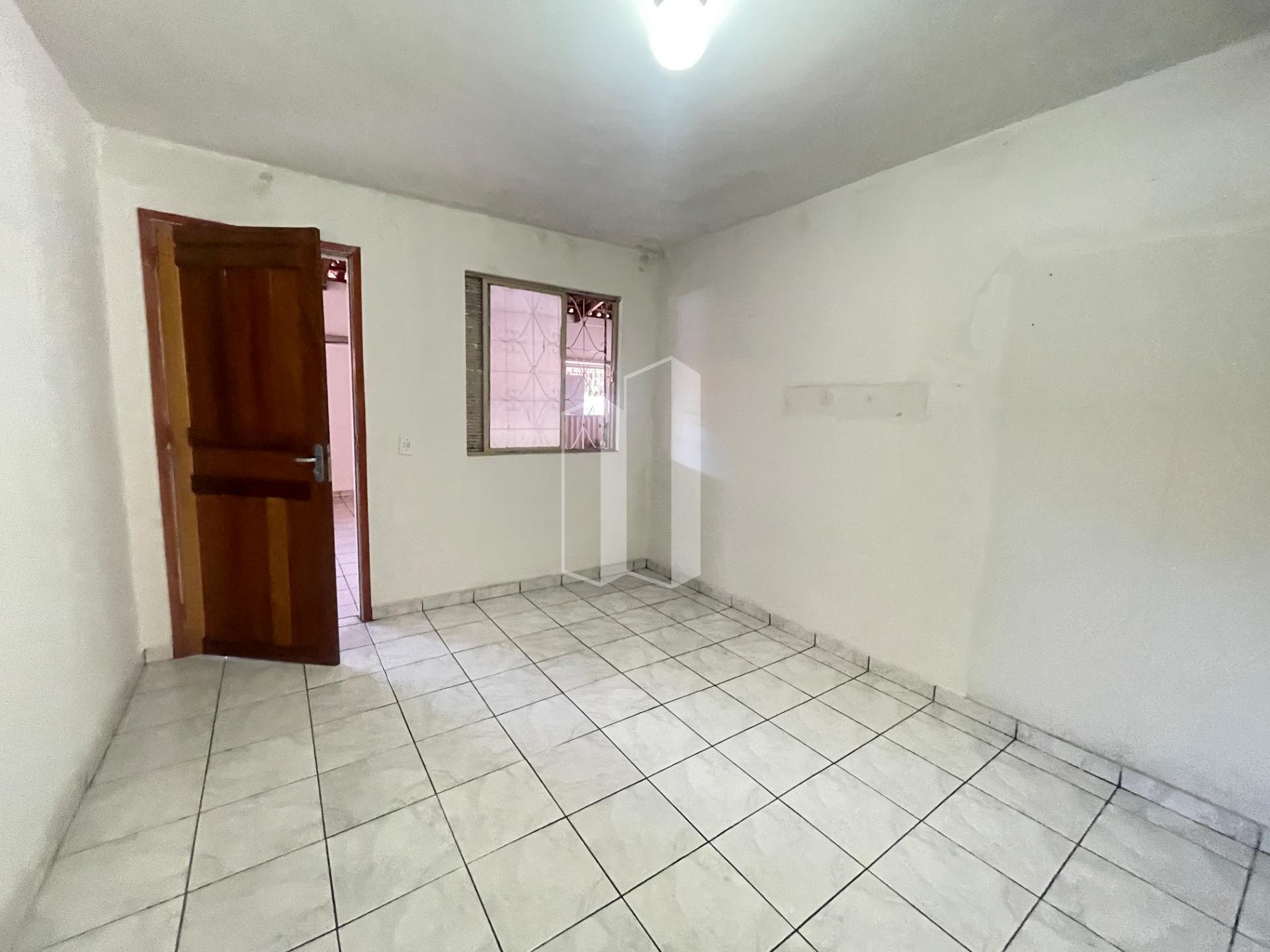 Casa à venda com 4 quartos, 1 suíte, 3 vagas e 200m² no Conjunto Residencial Aruanã I, Goiânia (GO) — foto 8 de 30