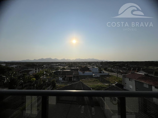Última unidade! Apartamento com vista para o mar da sacada.