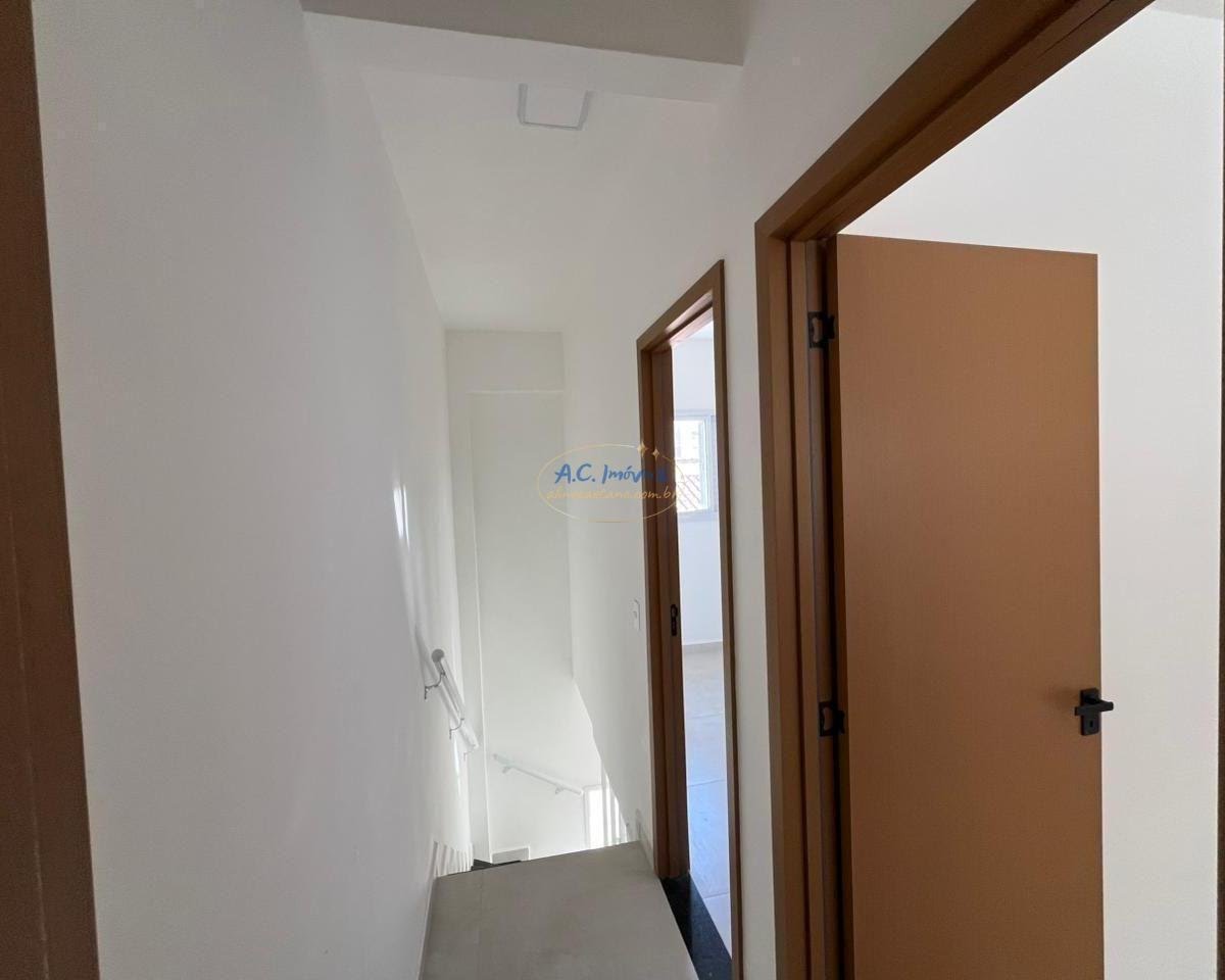 Casa à venda com 2 quartos, 2 banheiros, 1 vaga e 52m² no Aviação, Praia Grande (SP) — foto 8 de 18