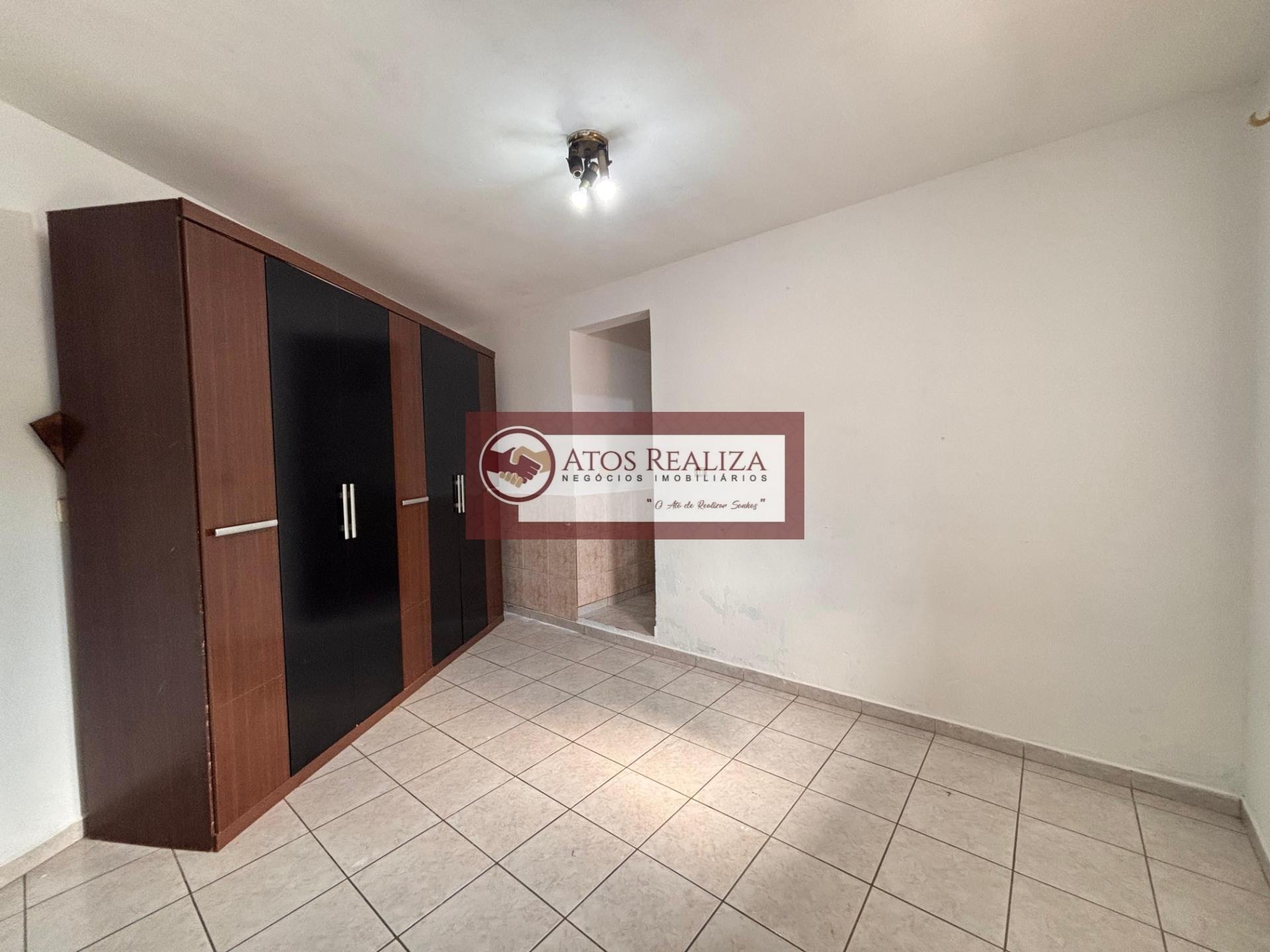 Casa à venda com 4 quartos, 2 suítes e 228m² no Jardim Morais Prado, São Paulo (SP) — foto 13 de 30