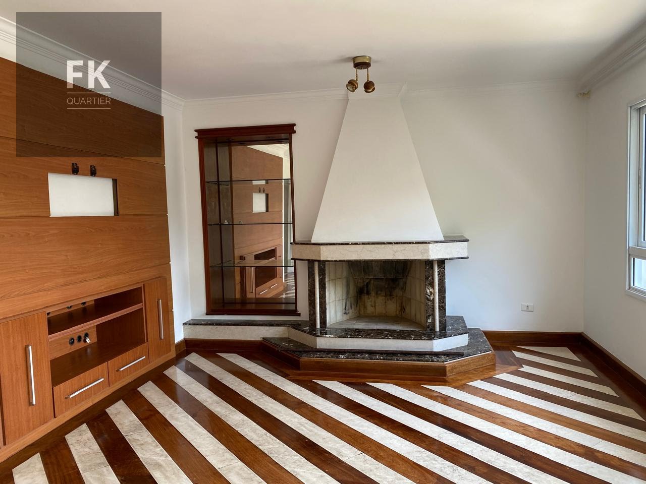 Casa para alugar com 4 quartos, 4 suítes, 3 vagas e 420m² no Alphaville Residencial Dois, Barueri (SP) — foto 10 de 17