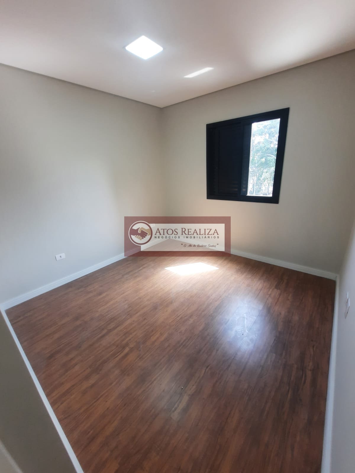 Casa à venda com 3 quartos, 1 suíte, 2 vagas e 120m² no Jardim Jua, São Paulo (SP) — foto 3 de 30