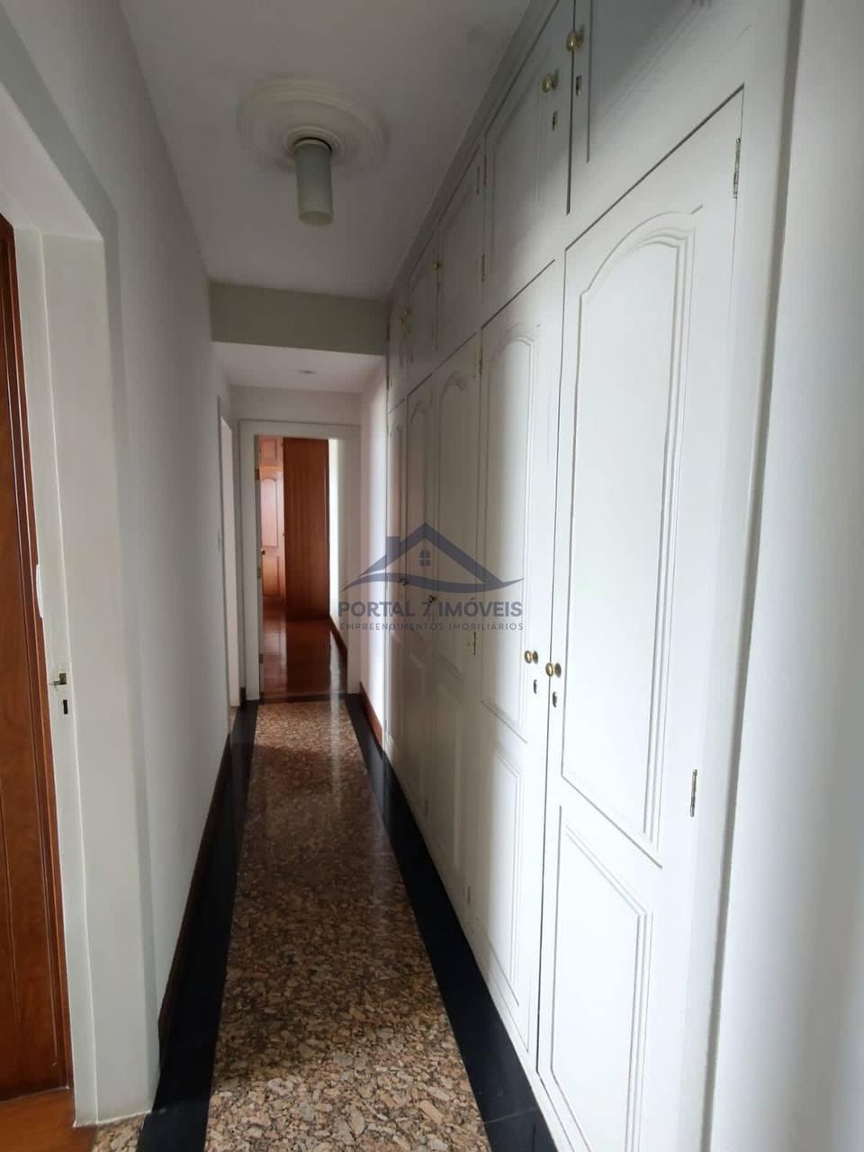 Apartamento à venda com 3 quartos, 1 suíte, 2 vagas e 160m² no Centro, Sete Lagoas (MG) — foto 10 de 19