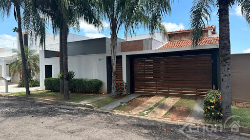 Casa à Venda em Parque das Nações - 3 Dorms, sendo 1 suite 