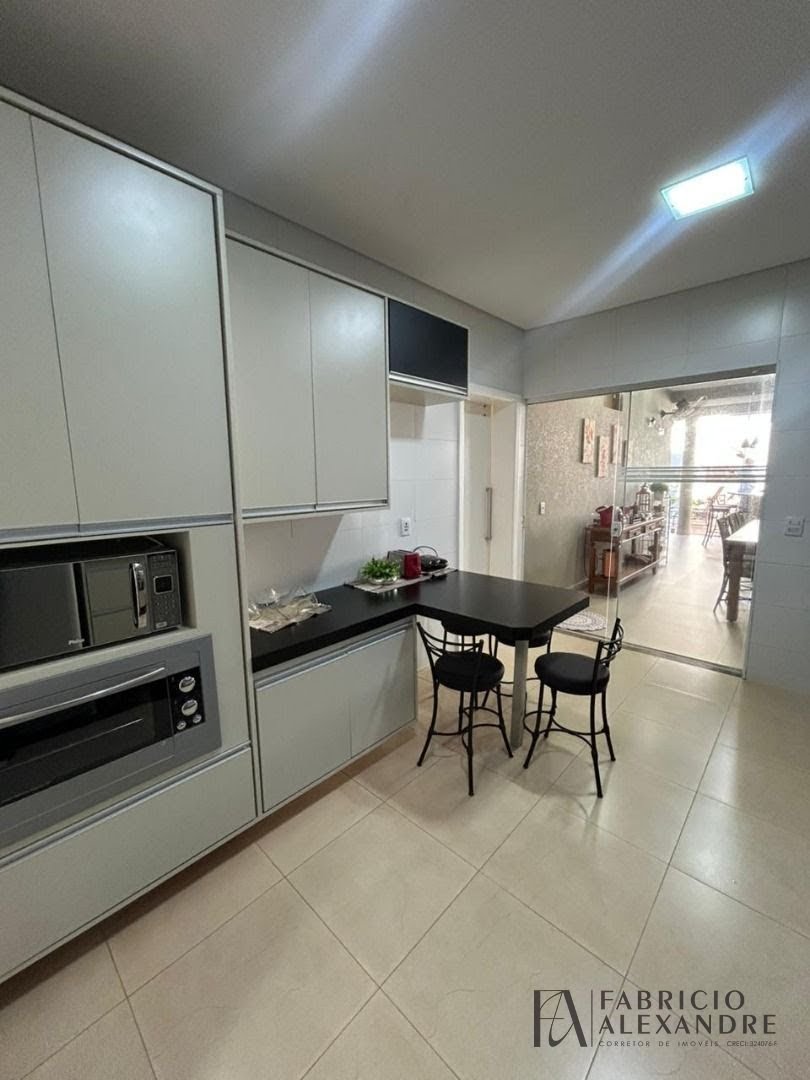 Casa à venda com 4 quartos, 4 suítes, 6 vagas e 350m² no Gaivota I, São José do Rio Preto (SP) — foto 21 de 30