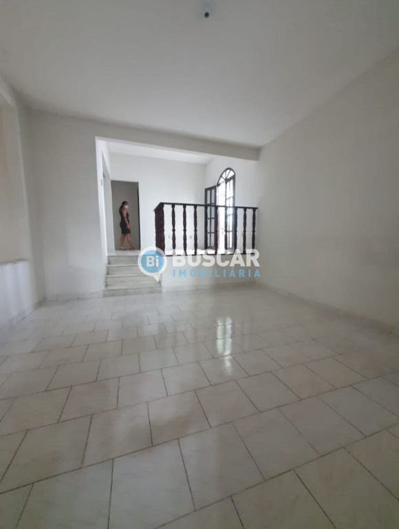 Casa à venda com 3 quartos, 2 suítes, 2 vagas e 300m² no Jardim Acácia, Feira de Santana (BA) — foto 6 de 19