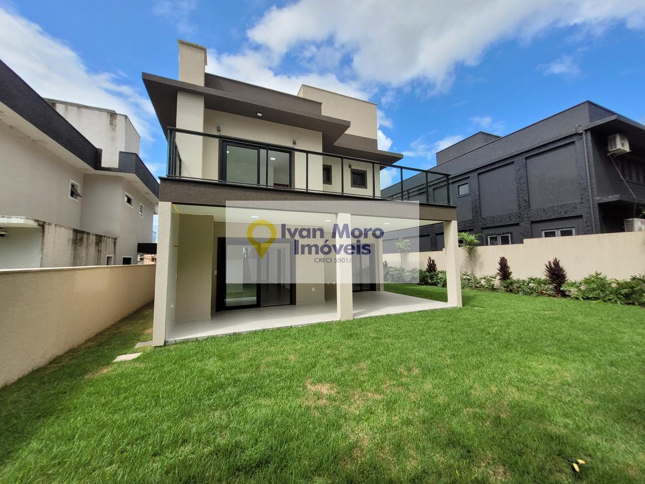 Casa à venda com 4 quartos, 3 suítes, 4 vagas e 270m² no São João do Rio Vermelho, Florianópolis (SC) — foto 27 de 27