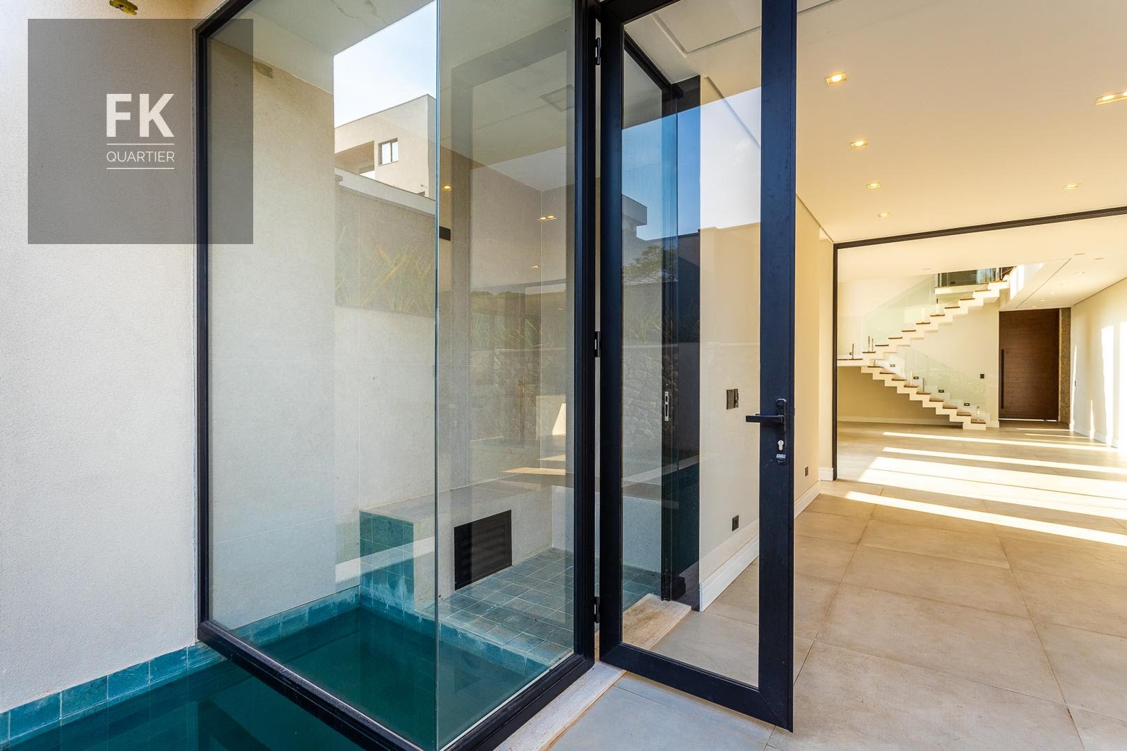 Casa à venda com 4 quartos, 4 suítes, 6 vagas e 440m² no Alphaville, Santana de Parnaíba (SP) — foto 28 de 30