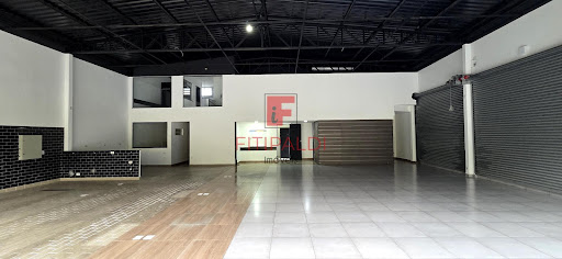 Alugo Salão frente Shopping Maia