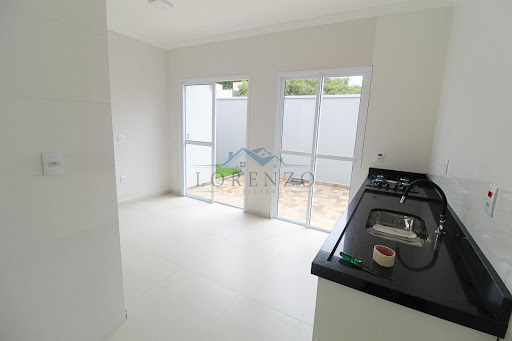 Sala de estar e cozinha