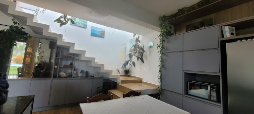 Compre Sobrado  em Balneário Brejatuba - Guaratuba, PR