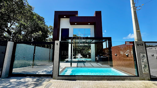 Sobrado à venda no Jardim Estoril, Guaratuba | 3 dorms