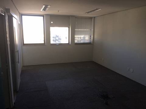 Sala Comercial à Venda Av José César de Oliveira, Vila Leopoldina/SP 